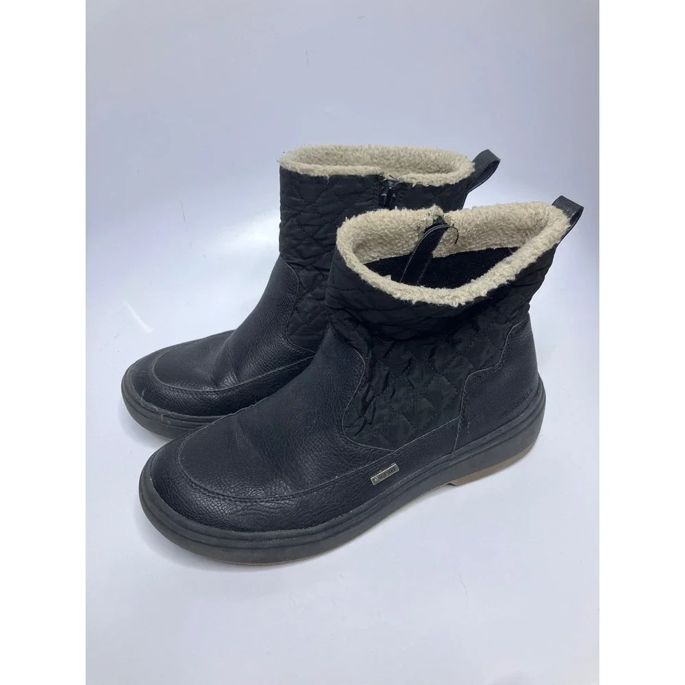 Merrell Waterproof Boots Women Size 9 Black Good Quilted Faux Fur Lining J81290